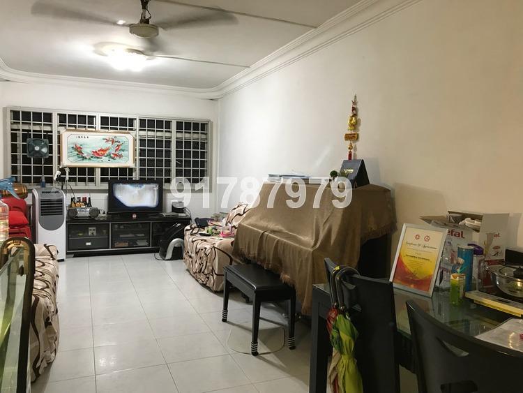 Hougang Avenue 9 thumbnail photo